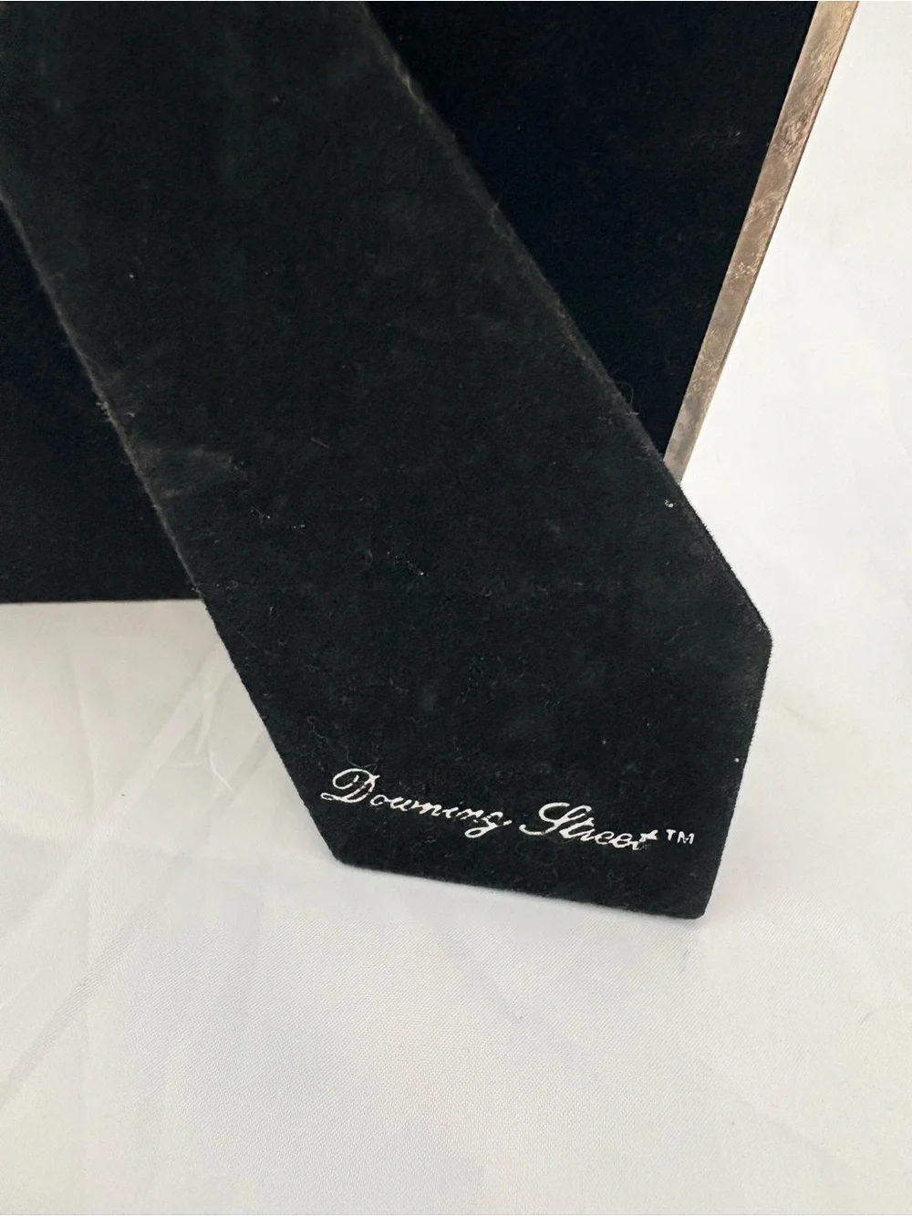 Downing Street an Unbranded Elegant Silver Plated Decorative Picture Frame Pair